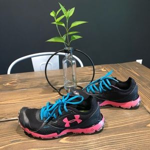 SOLD - Under Armour Sneakers